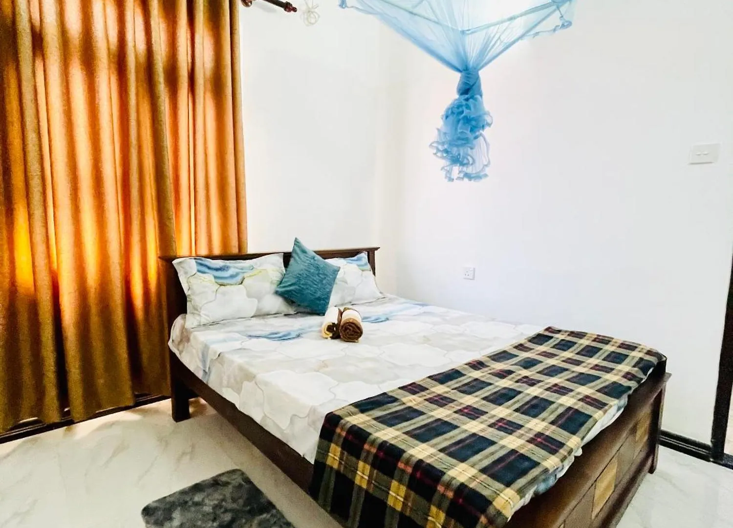 Fanisha Family Villa And Restaurant Νεγκόμπο
